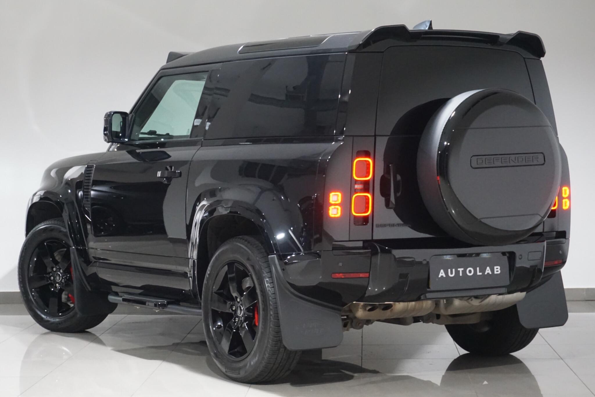 Land Rover Defender 90 3.0 D200 MHEV Hard Top SUV 3dr Diesel Auto 4WD SWB Euro 6 (s/s) (200 ps)